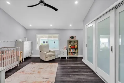 67 N Bounty Lane Key Largo FL 33037