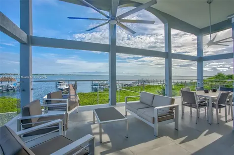 67 N Bounty Lane Key Largo FL 33037