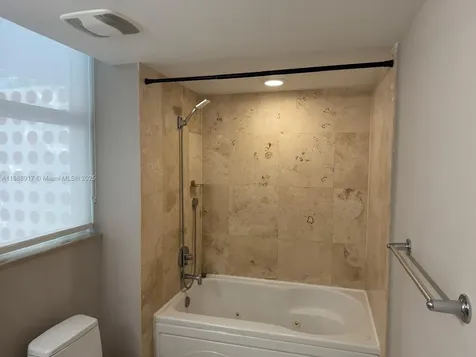 41 SE 5th Street Miami FL 33131