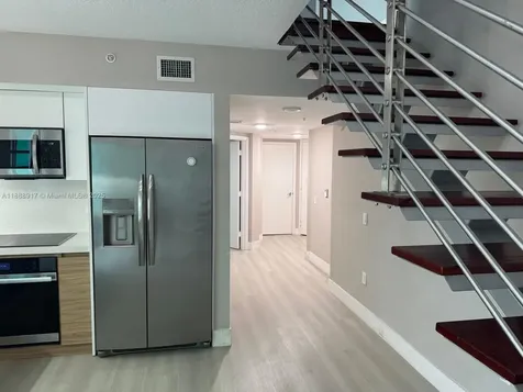 41 SE 5th Street Miami FL 33131