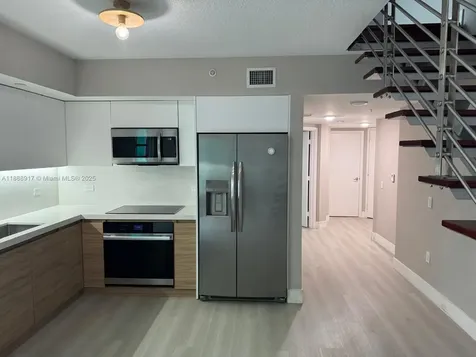 41 SE 5th Street Miami FL 33131