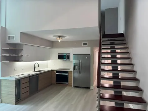 41 SE 5th Street Miami FL 33131