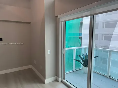 41 SE 5th Street Miami FL 33131