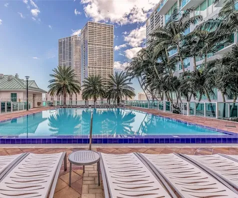 41 SE 5th Street Miami FL 33131