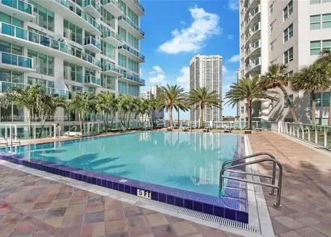 41 SE 5th Street Miami FL 33131