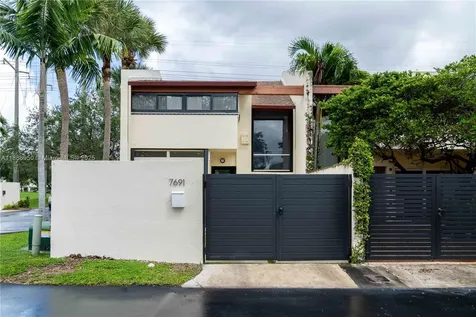 7691 SW 103rd Place Miami FL 33173