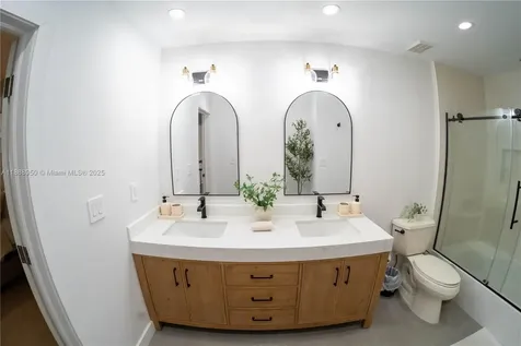 7691 SW 103rd Place Miami FL 33173