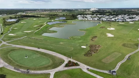 962 Splash Shot Place Kissimmee FL 33896