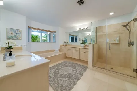 8523 SW 139th Terrace Palmetto Bay FL 33158