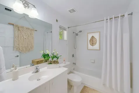 8523 SW 139th Terrace Palmetto Bay FL 33158