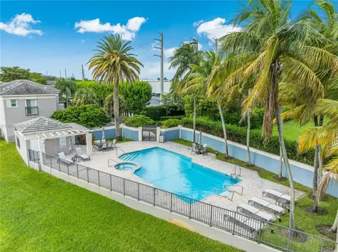 8523 SW 139th Terrace Palmetto Bay FL 33158