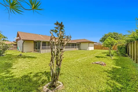 11614 SW 101st Terrace Miami FL 33176