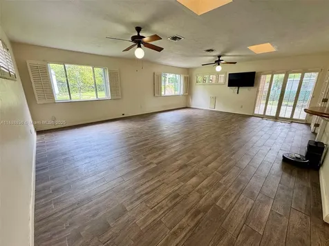 9765 SW 74th Street Miami FL 33173
