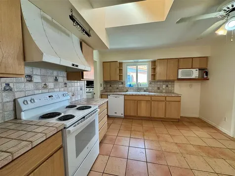 9765 SW 74th Street Miami FL 33173