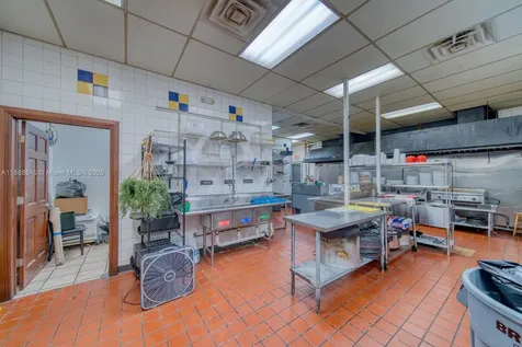 Restaurant And Bar For Sale On N Pine Island Road In Tamarac/sunrise Tamarac FL 33351