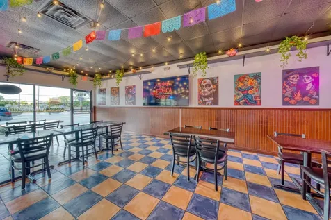 Restaurant And Bar For Sale On N Pine Island Road In Tamarac/sunrise Tamarac FL 33351