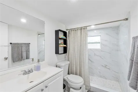 1101 NW 40th Street Miami FL 33127