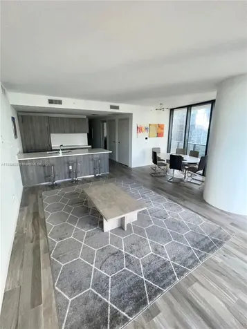 801 S Miami Avenue Miami FL 33130