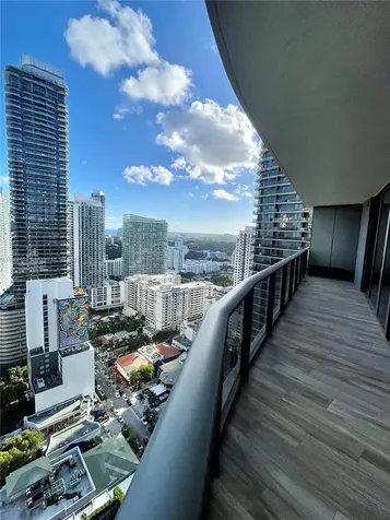 801 S Miami Avenue Miami FL 33130