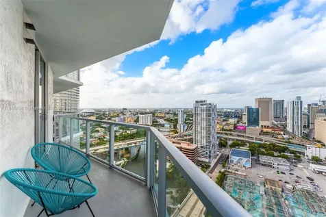 185 SW 7th Street Miami FL 33130