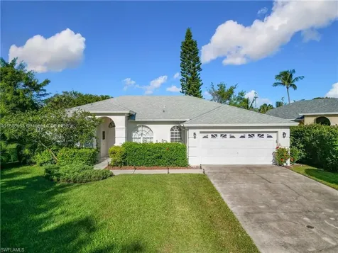 4991 Brixton Court Naples FL 34104
