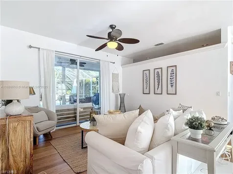 4991 Brixton Court Naples FL 34104
