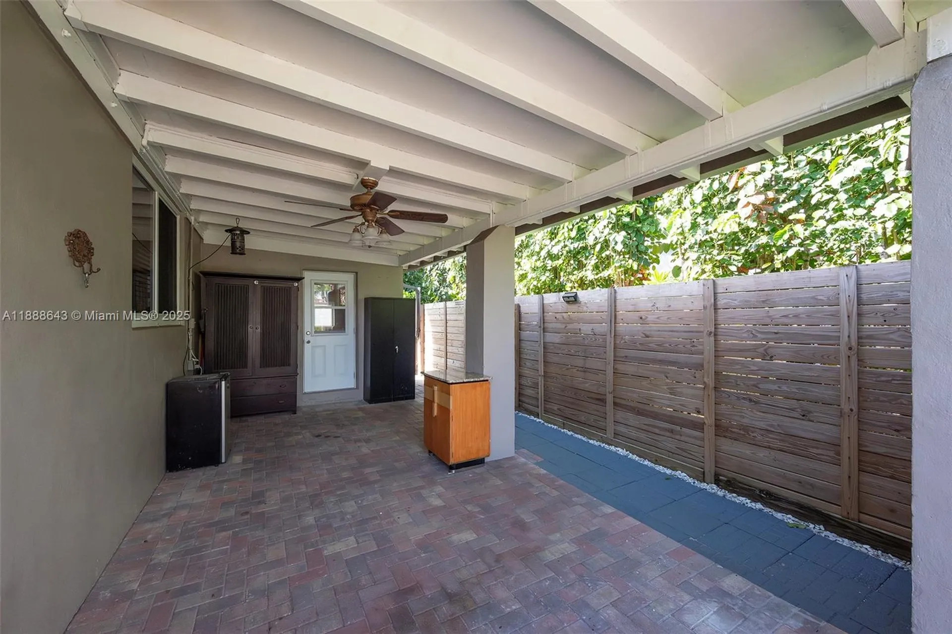 824 NE 17th Court Fort Lauderdale FL 33305