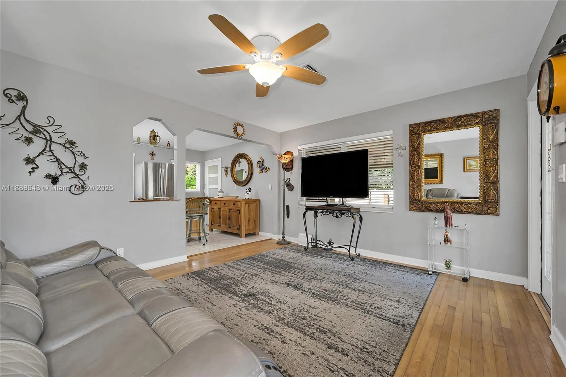 824 NE 17th Court Fort Lauderdale FL 33305