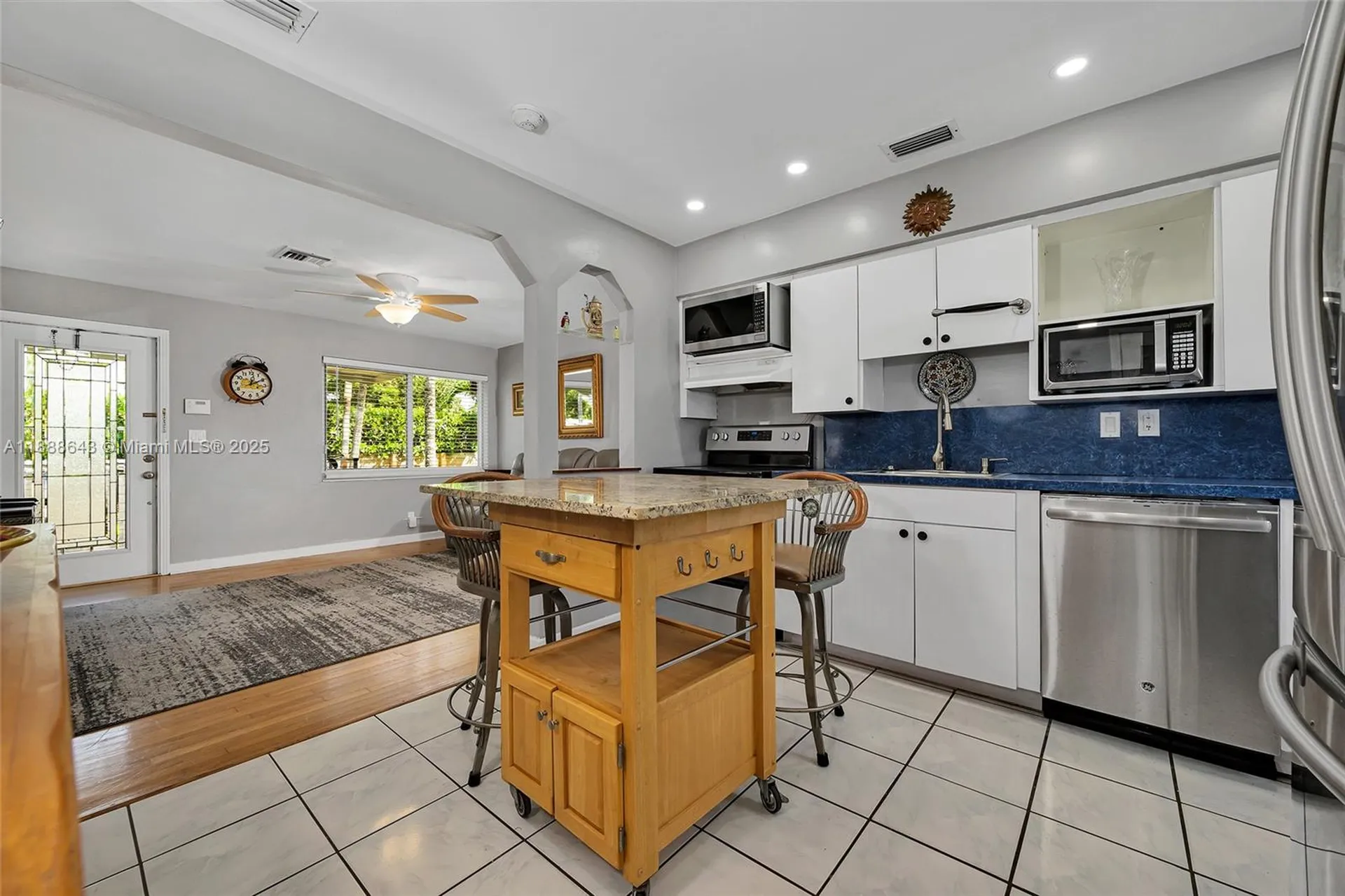 824 NE 17th Court Fort Lauderdale FL 33305