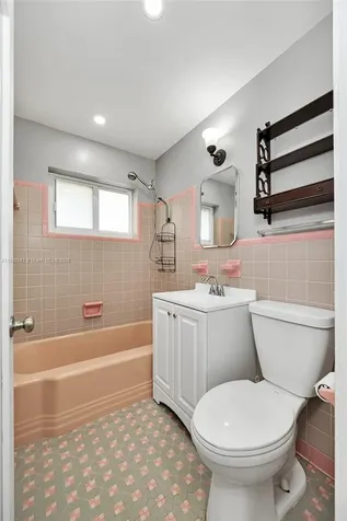 824 NE 17th Court Fort Lauderdale FL 33305