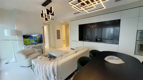 300 Biscayne Boulevard Way Miami FL 33131
