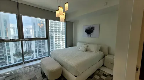 300 Biscayne Boulevard Way Miami FL 33131