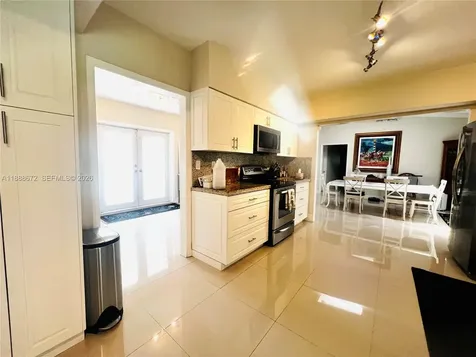7500 SW 81st Avenue Miami FL 33143