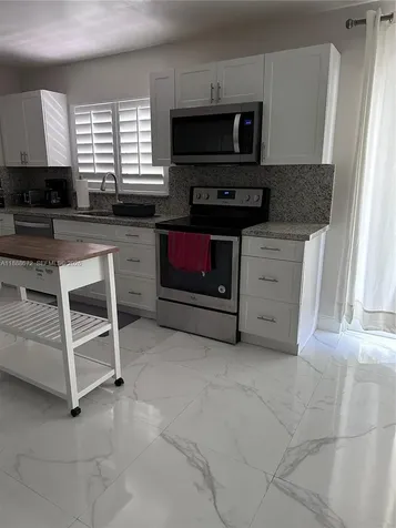 7500 SW 81st Avenue Miami FL 33143