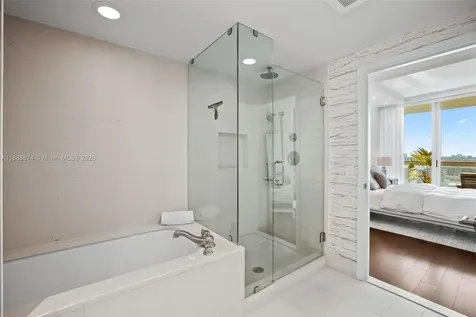 6899 Collins Avenue Miami Beach FL 33141
