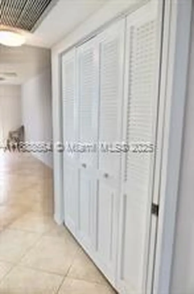 198 E Mansfield E Boca Raton FL 33434