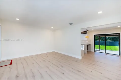625 Miller Drive Miami Springs FL 33166