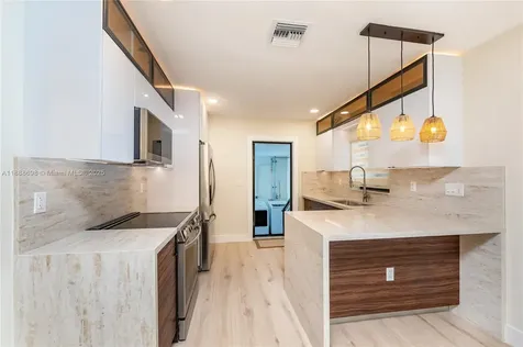 625 Miller Drive Miami Springs FL 33166