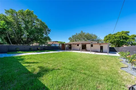 625 Miller Drive Miami Springs FL 33166