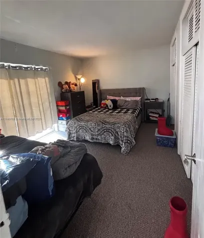7505 SW 82nd Street Miami FL 33143