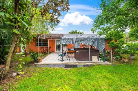 9710 SW 74th Street Miami FL 33173