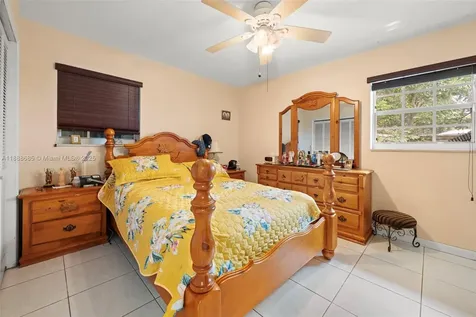 9710 SW 74th Street Miami FL 33173