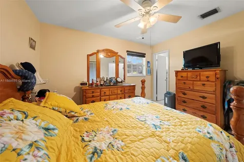 9710 SW 74th Street Miami FL 33173
