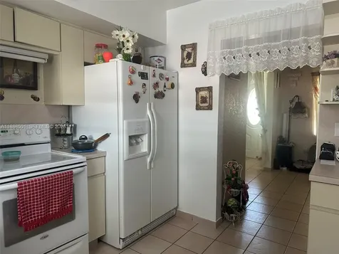 265 W 55th Street Hialeah FL 33012