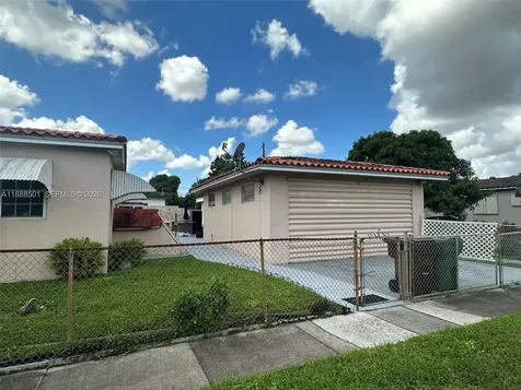 265 W 55th Street Hialeah FL 33012