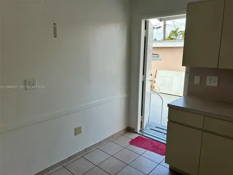 265 W 55th Street Hialeah FL 33012