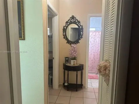 265 W 55th Street Hialeah FL 33012