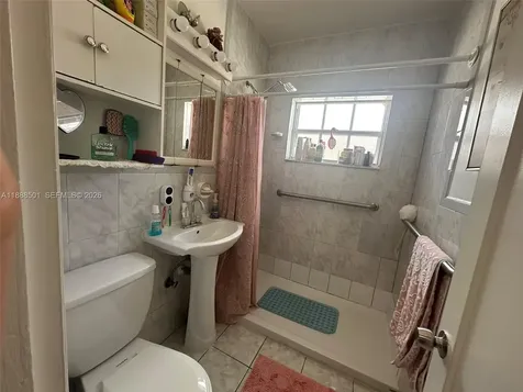 265 W 55th Street Hialeah FL 33012