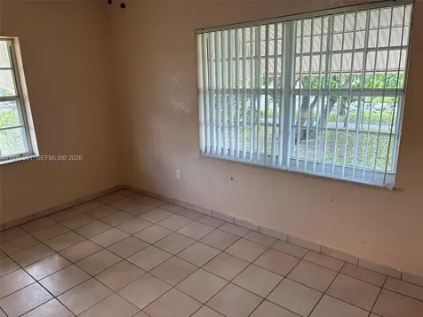 265 W 55th Street Hialeah FL 33012