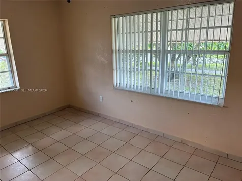 265 W 55th Street Hialeah FL 33012